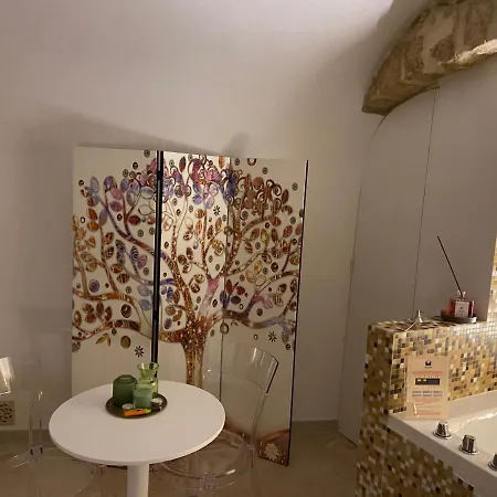 Guesthost - Number 12 Luxury * Bari