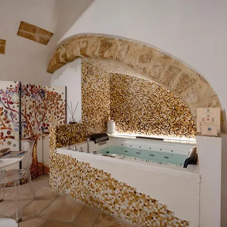 לינה וארוחת בוקר Guesthost - Number 12 Luxury